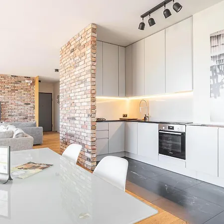 Apartment Penthouse Comfort Granaria *