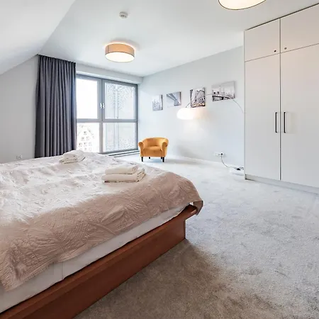 דירה Penthouse Comfort Granaria *