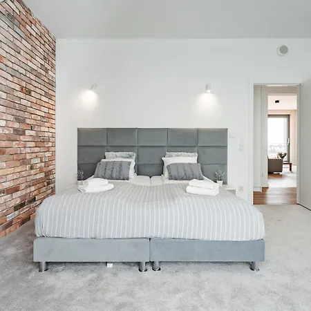 Appartement Penthouse Comfort Granaria *