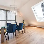 Penthouse Comfort Granaria شقة *